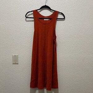 Chic Sleeveless Rust Midi Dress